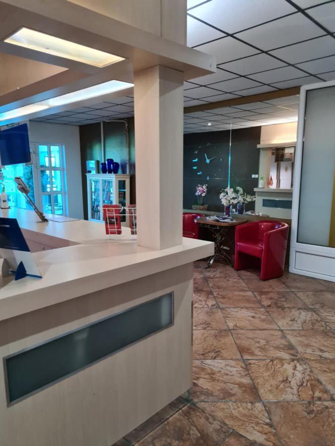 Hotel Montenegro Bruntal Ngoại thất bức ảnh