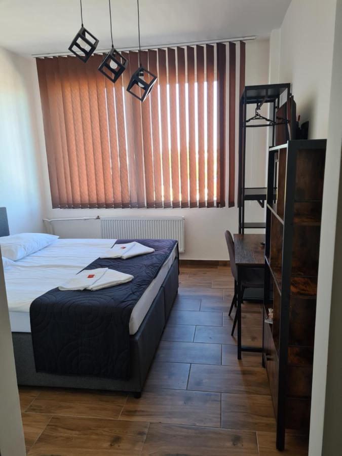 Hotel Montenegro Bruntal Ngoại thất bức ảnh