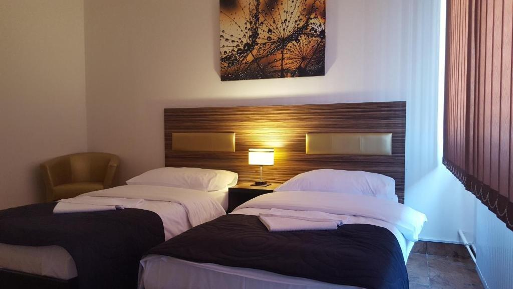 Hotel Montenegro Bruntal Ngoại thất bức ảnh